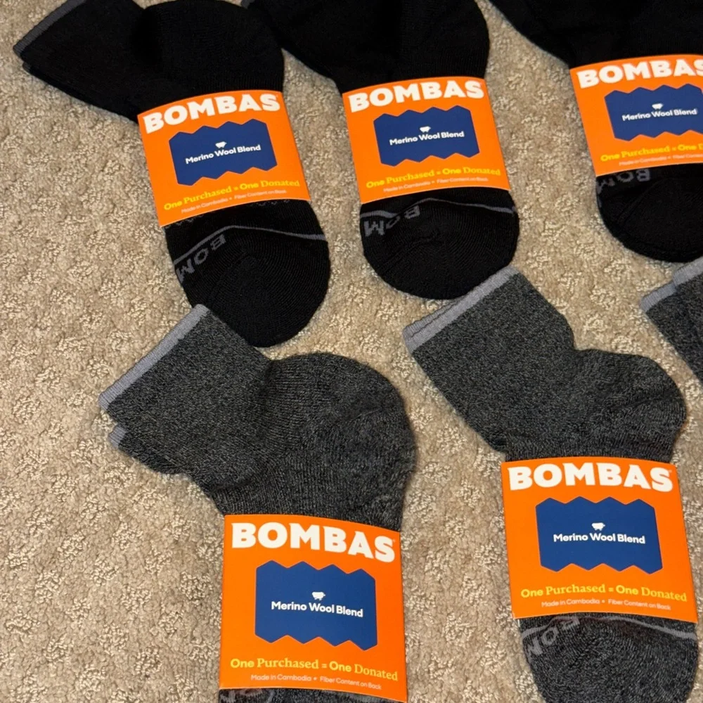 Bombas 6-Pack Men’s Merino Wool Blend Quarter Length Socks In Black And Charcoal - Picture 3 of 5